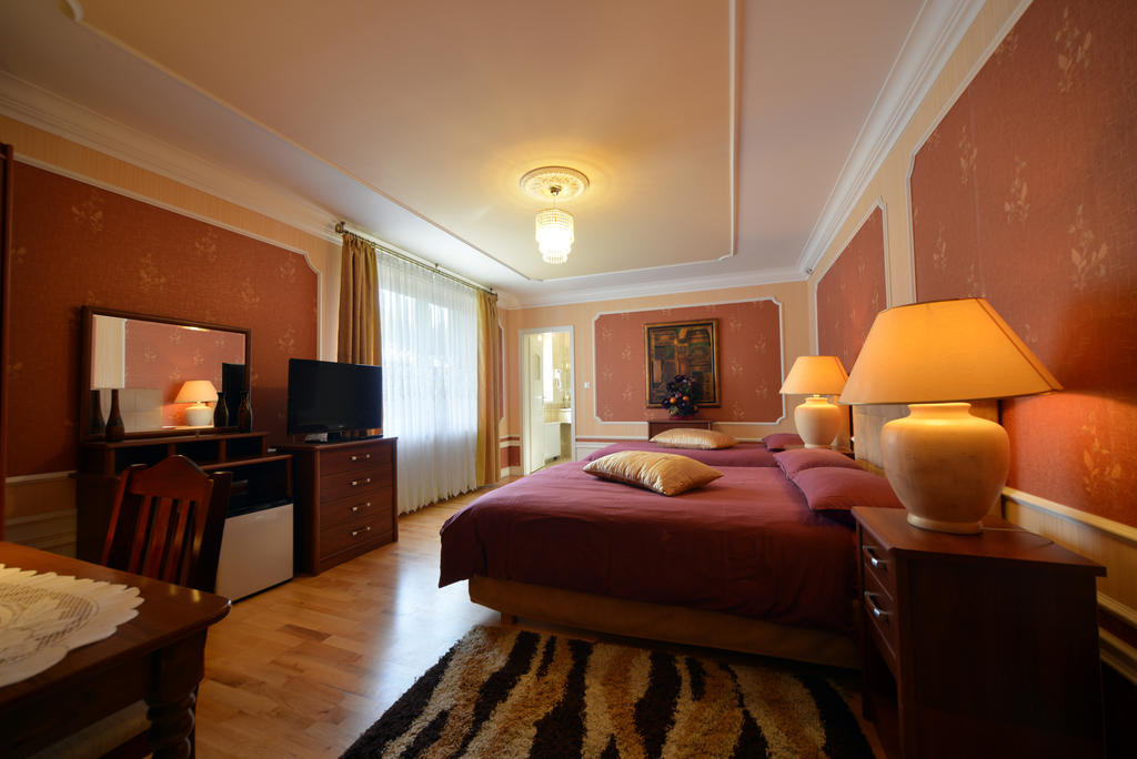 קז'ימייז' דולני Casablanca Pokoje I Apartamenty מראה חיצוני תמונה